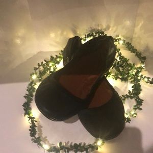 Flat black comfortable flat shoes